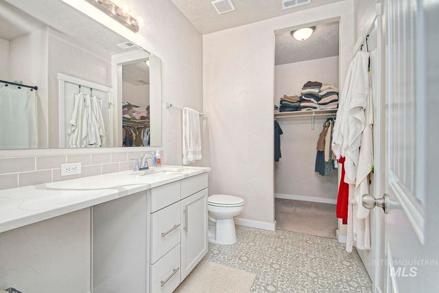 2326 N Destiny Ave, Kuna, ID 83634