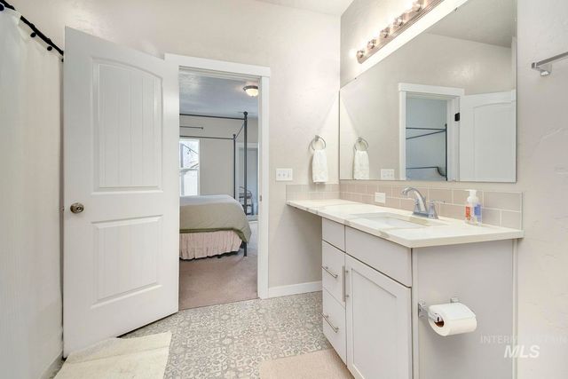 2326 N Destiny Ave, Kuna, ID 83634