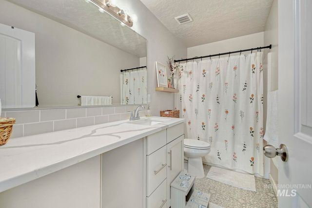 2326 N Destiny Ave, Kuna, ID 83634