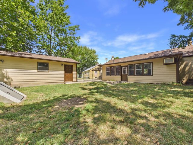 5047 E Morris St, Wichita, KS 67218