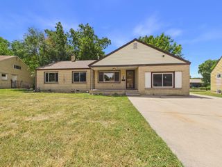 5047 E Morris St, Wichita, KS 67218