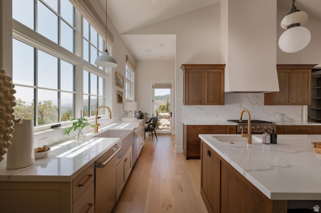 Image 12 of property listing at 3939 W PROSPECTOR WAY, Alpine, UT 84004