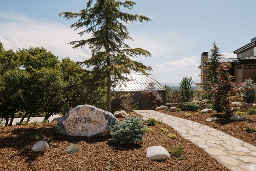 Image 30 of property listing at 3939 W PROSPECTOR WAY, Alpine, UT 84004