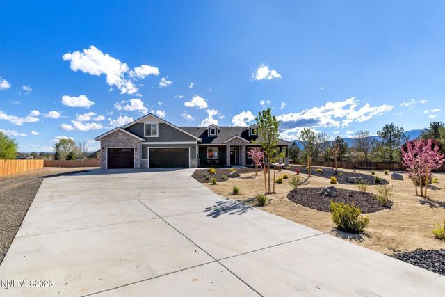 1521 Stephanie Way, Minden, NV 89423