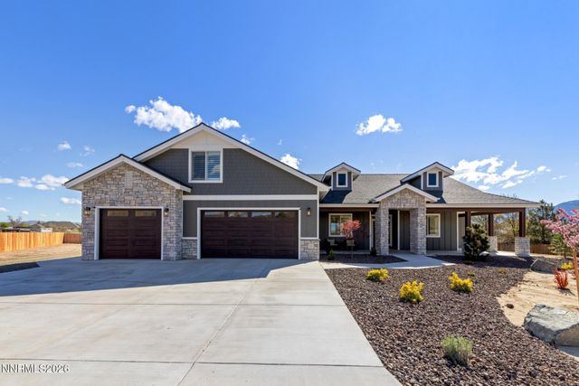 1521 Stephanie Way, Minden, NV 89423