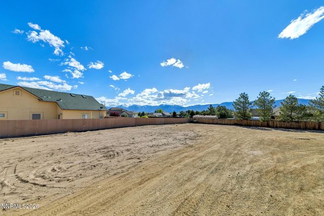 1521 Stephanie Way, Minden, NV 89423