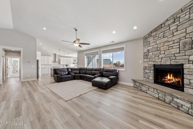 1521 Stephanie Way, Minden, NV 89423