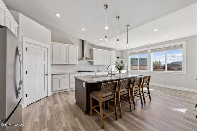 1521 Stephanie Way, Minden, NV 89423