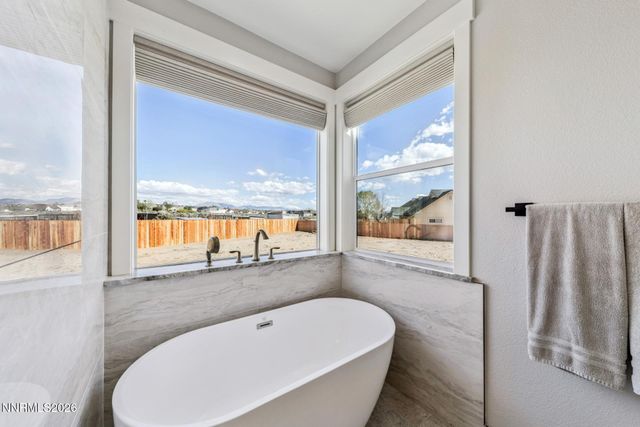 1521 Stephanie Way, Minden, NV 89423