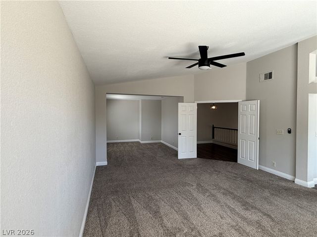 10025 Harpoon Circle, Las Vegas, NV 89117