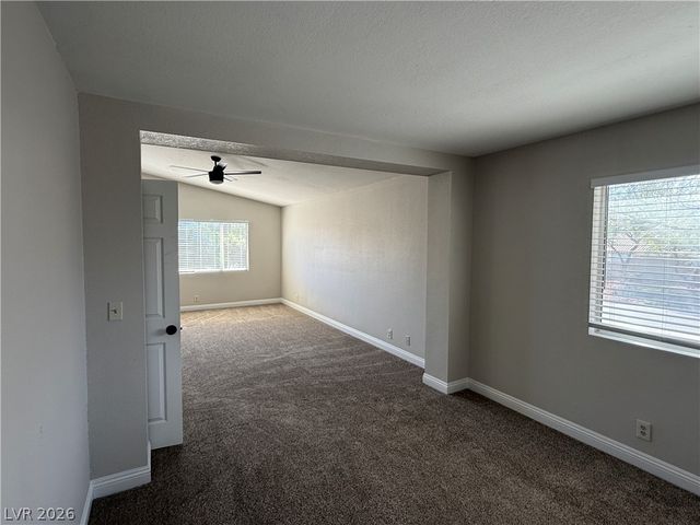 10025 Harpoon Circle, Las Vegas, NV 89117