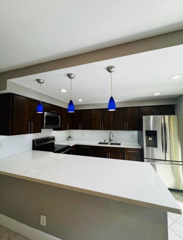 3665 Silver Lace Ln 77, Boynton Beach, FL 33436