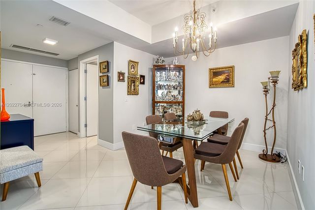 3131 NE 188th St 1-1104, Aventura, FL 33180