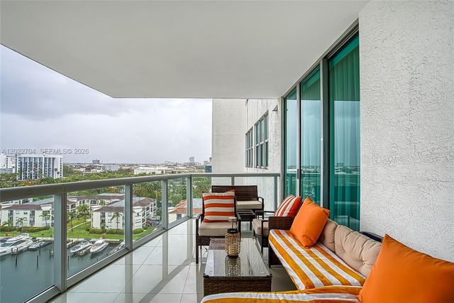 3131 NE 188th St 1-1104, Aventura, FL 33180
