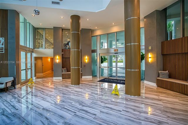 3131 NE 188th St 1-1104, Aventura, FL 33180