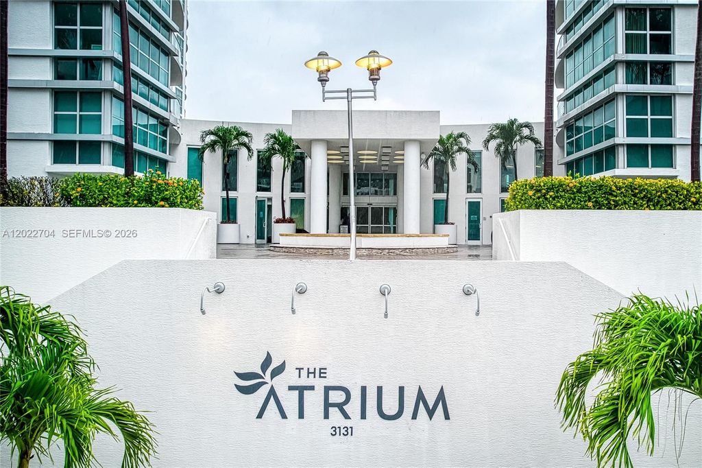 3131 NE 188th St 1-1104, Aventura, FL 33180