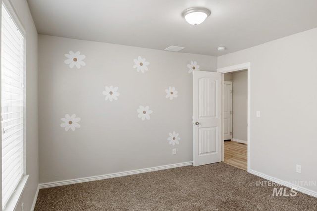 1204 5th Ave E, Jerome, ID 83338