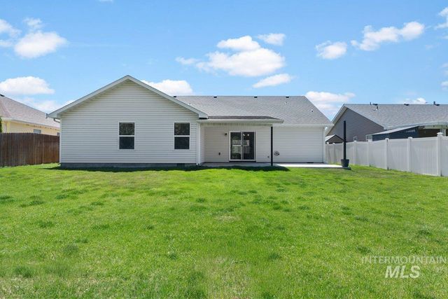 1204 5th Ave E, Jerome, ID 83338