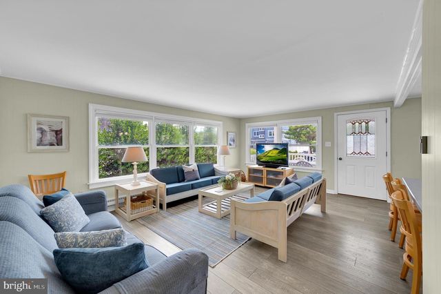 14 E 24TH, Barnegat Light, NJ 08006