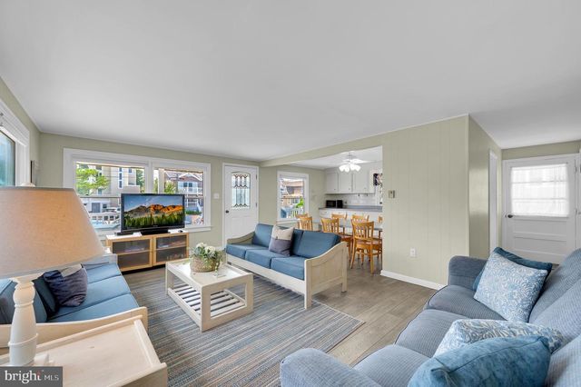 14 E 24TH, Barnegat Light, NJ 08006