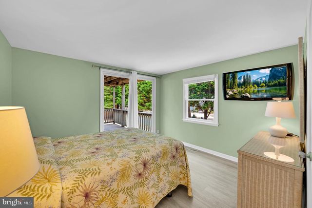 14 E 24TH, Barnegat Light, NJ 08006