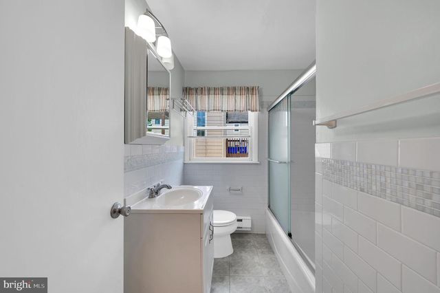 14 E 24TH, Barnegat Light, NJ 08006