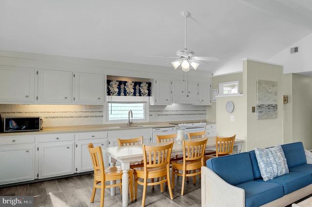 14 E 24TH, Barnegat Light, NJ 08006