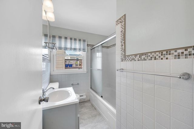 14 E 24TH, Barnegat Light, NJ 08006