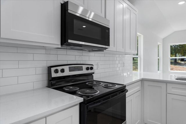 415 E Monterey Street, Denison, TX 75021
