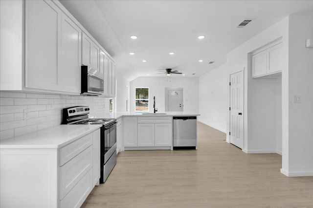 415 E Monterey Street, Denison, TX 75021