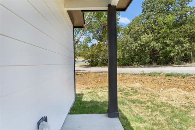 415 E Monterey Street, Denison, TX 75021