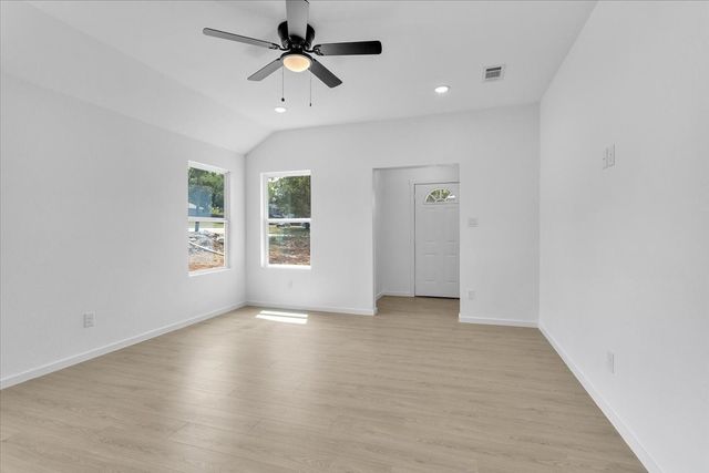 415 E Monterey Street, Denison, TX 75021