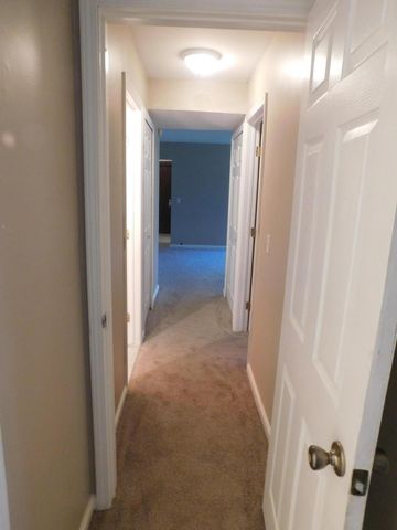 30042 W 12 Mile Road 52, Farmington Hills, MI 48334