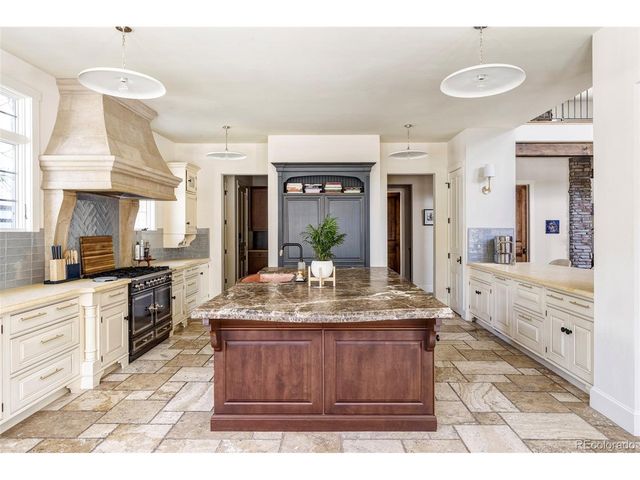 15249 W Evans Pl, Lakewood, CO 80228