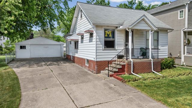 1469 Holland Street, Birmingham, MI 48009