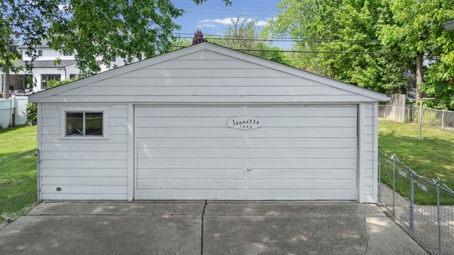 1469 Holland Street, Birmingham, MI 48009