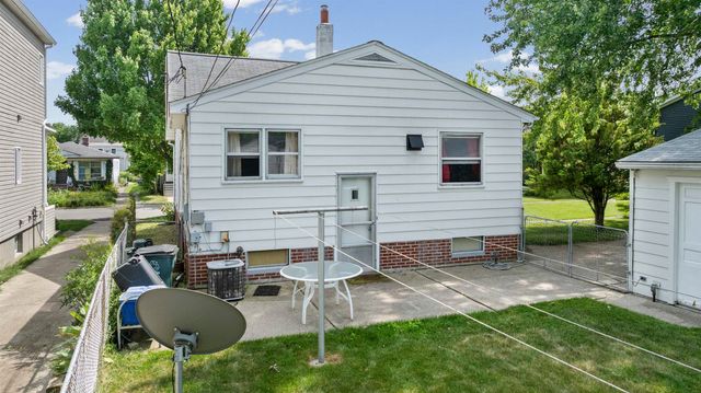 1469 Holland Street, Birmingham, MI 48009