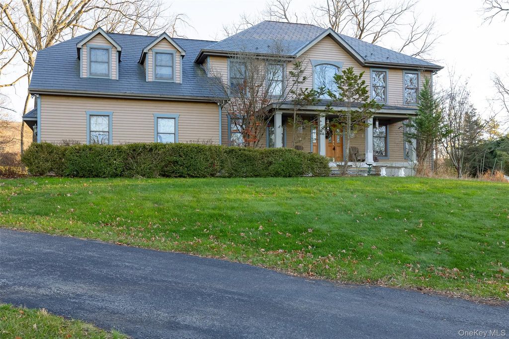 3 Macy Court, Hopewell Junction, NY 12533