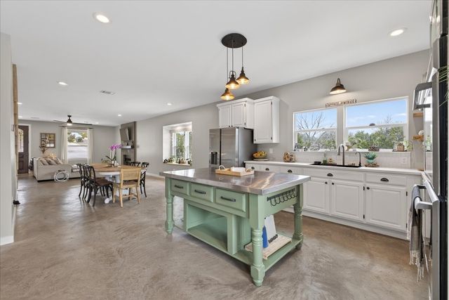 1301 Private Road 34, Granbury, TX 76048