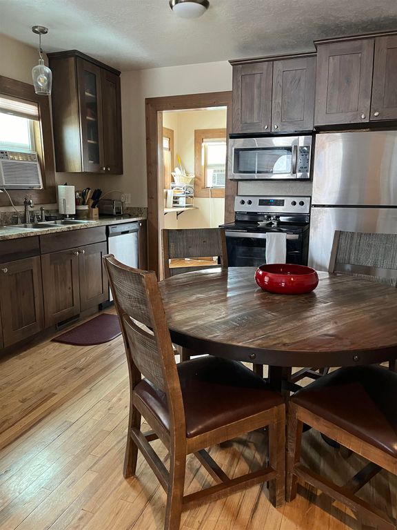 1626 Beck Ave, Cody, WY 82414 photo 9