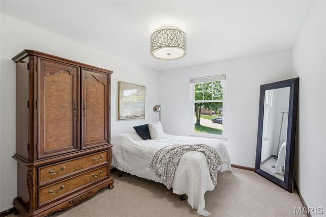 9102 Fox Estates Drive, Sunset Hills, MO 63127