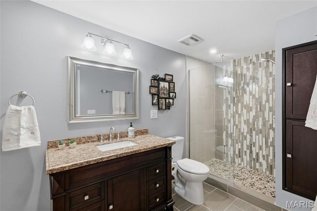 9102 Fox Estates Drive, Sunset Hills, MO 63127