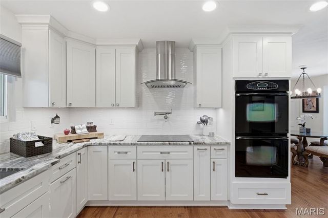 9102 Fox Estates Drive, Sunset Hills, MO 63127
