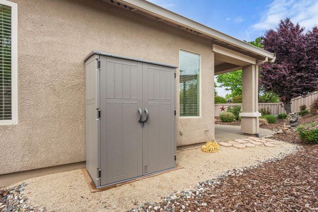 1960 Graeagle Ln, Lincoln, CA 95648