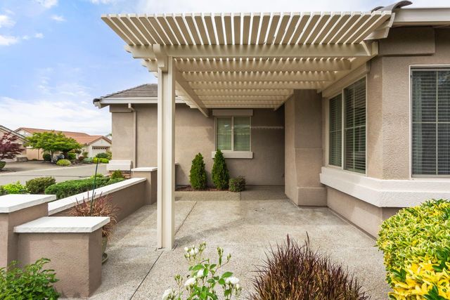 1960 Graeagle Ln, Lincoln, CA 95648