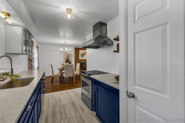 321 SE 14th Street, Pryor, OK 74361