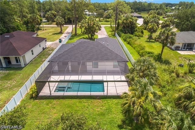 2719 2nd ST NW, Naples, FL 34120
