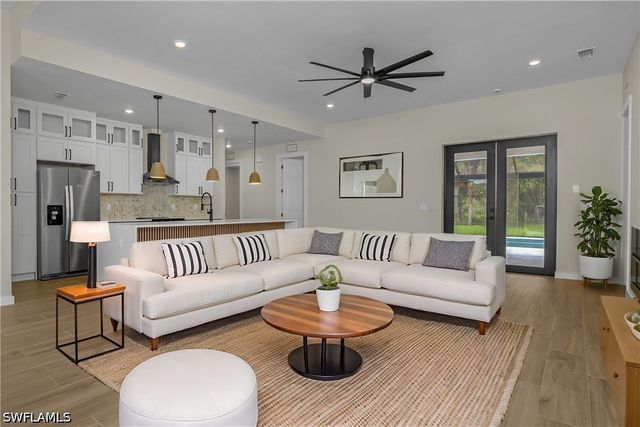 2719 2nd ST NW, Naples, FL 34120