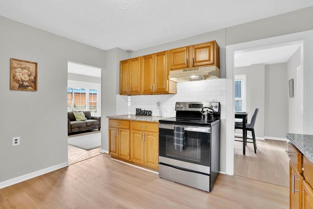 64 Berkshire Ave, Springfield, MA 01109