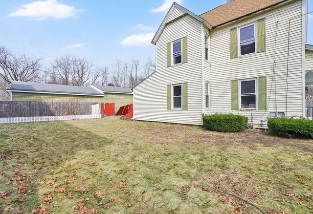 64 Berkshire Ave, Springfield, MA 01109